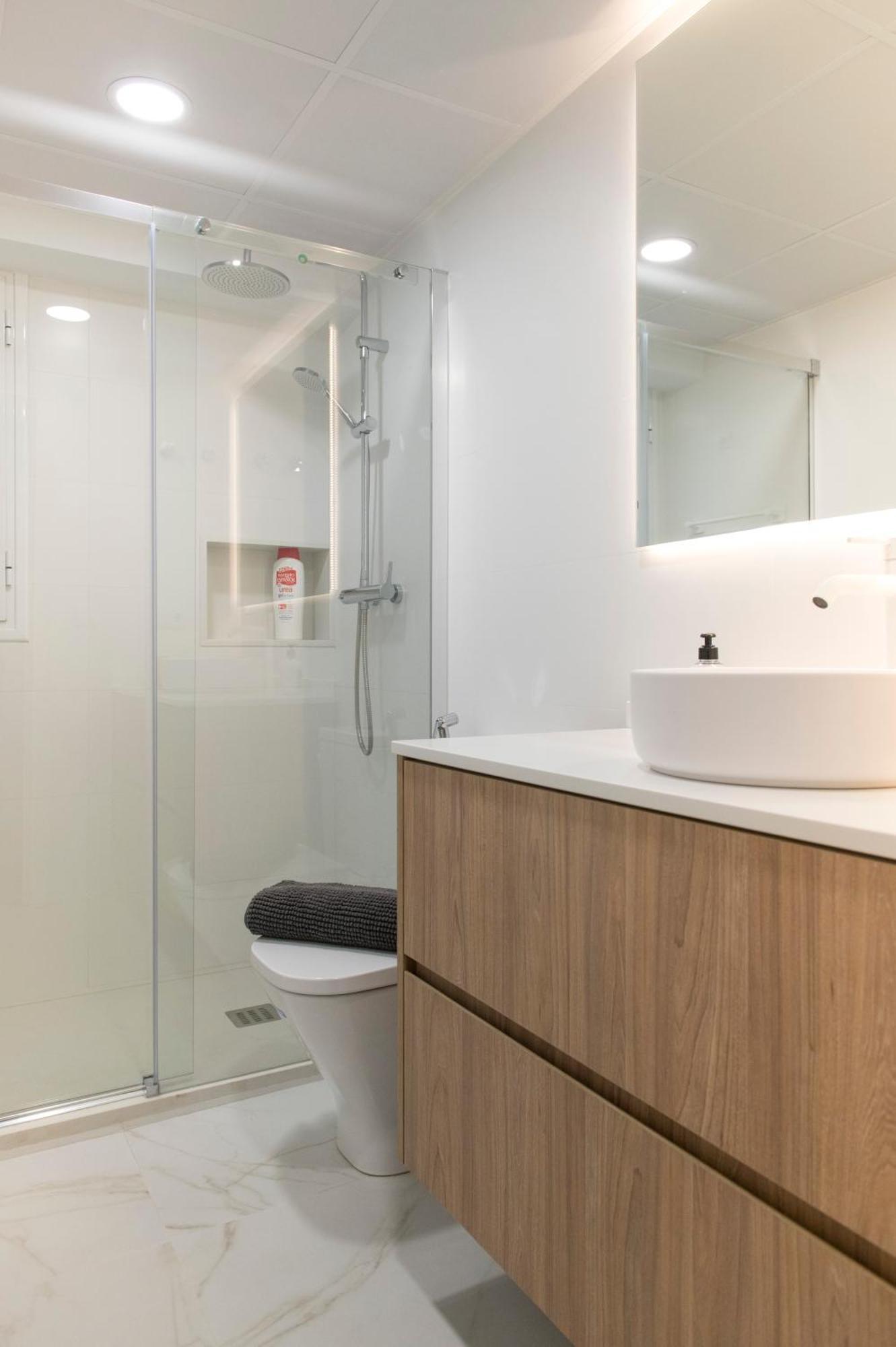 La Bodega Con Parking Gratis Apartamento